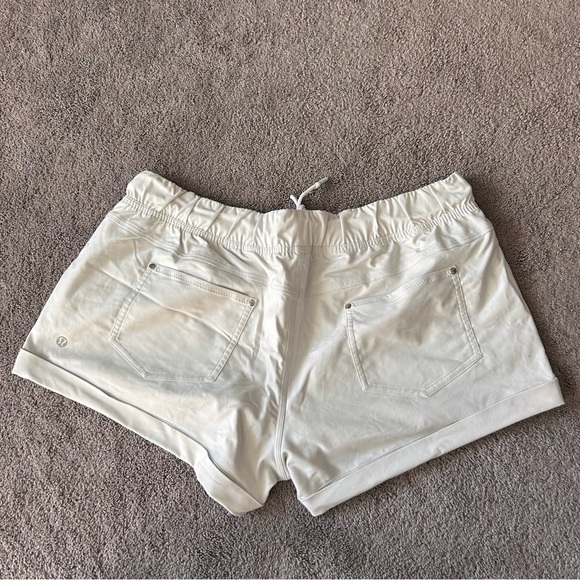 Lululemon Play All Day Short - Picture 4 of 4